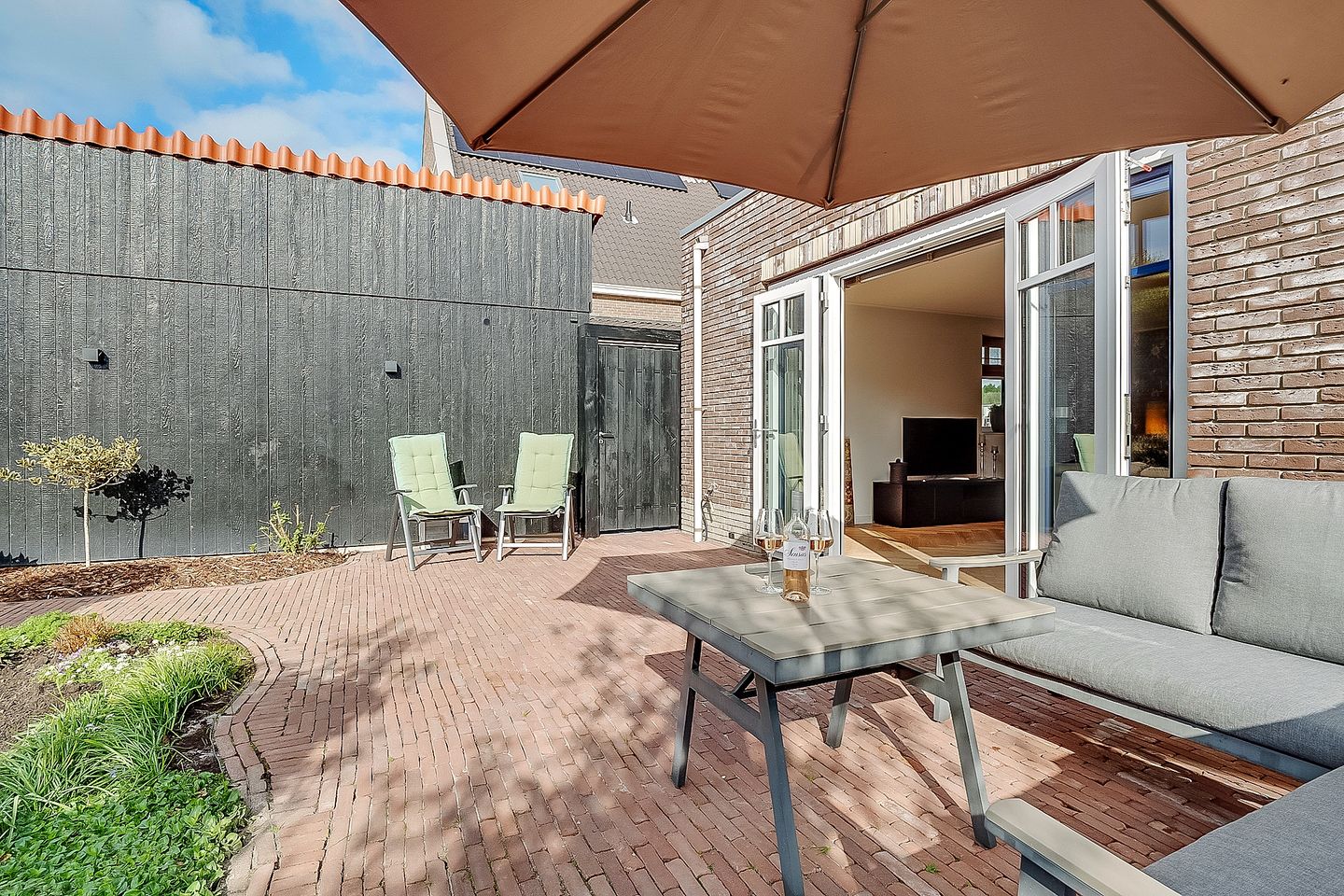 Foto 20 van Hoofdweg 1349