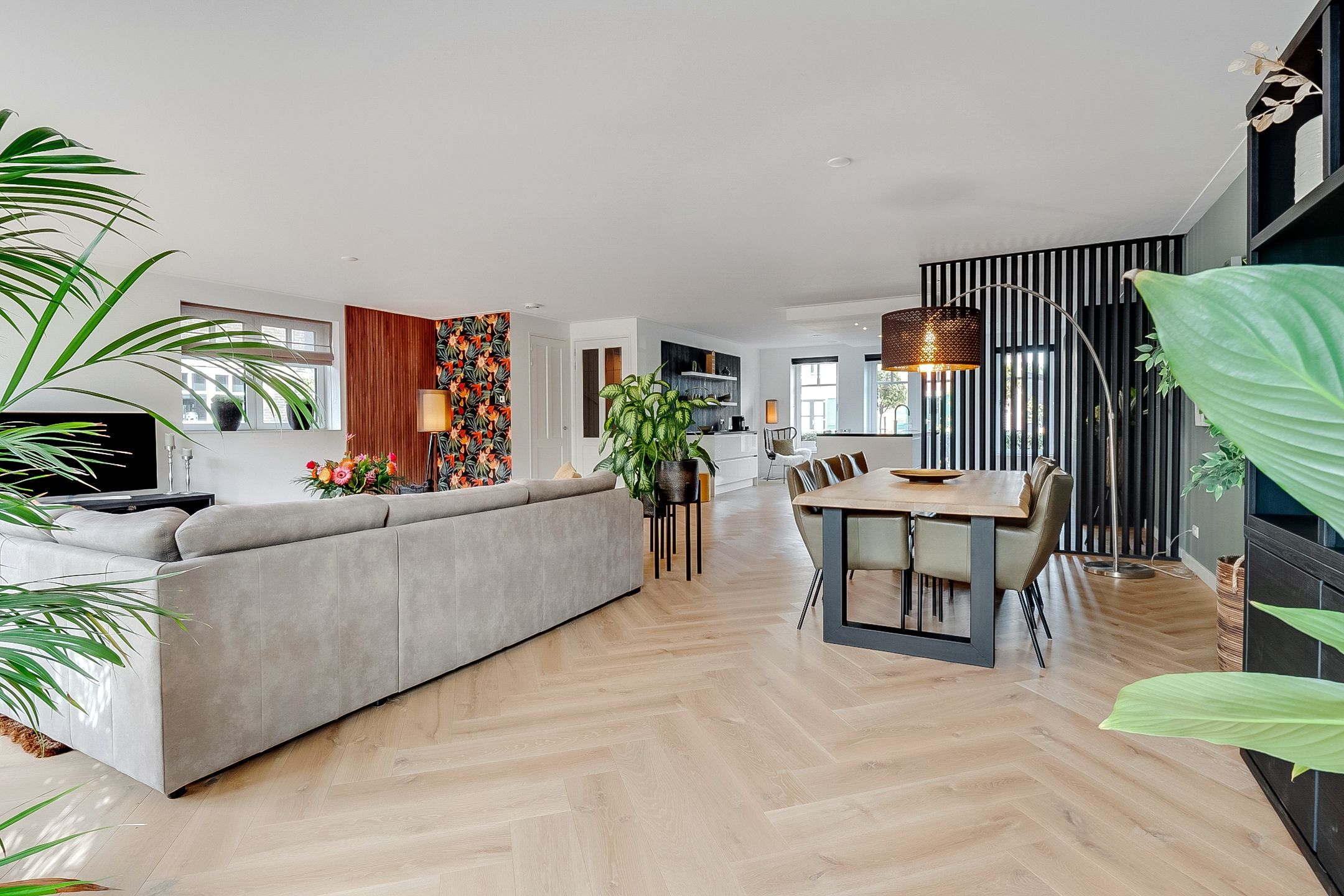 Foto 21 van Hoofdweg 1349