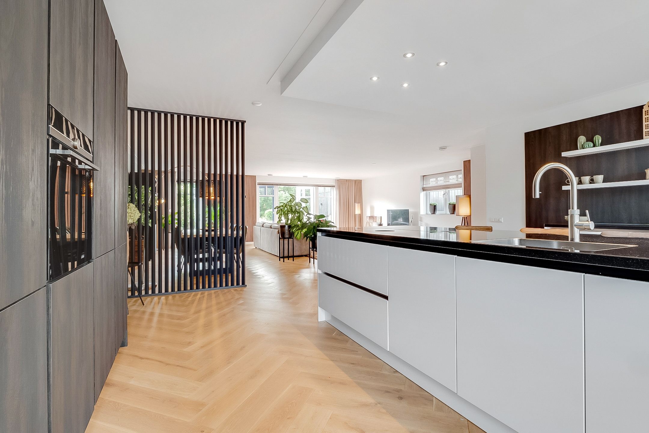 Foto 30 van Hoofdweg 1349