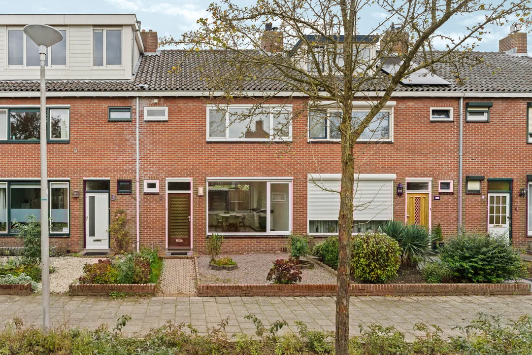 Foto 1 van Lazuursteenstraat 5