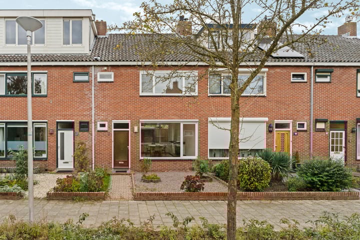 Foto 1 van Lazuursteenstraat 5