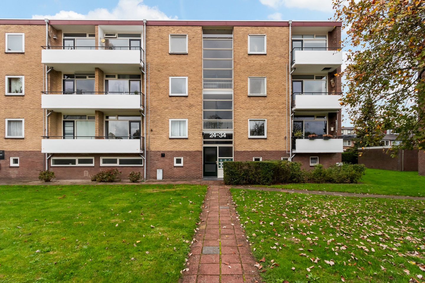 Foto 1 van Burgemeester Jur. Visserlaan 32