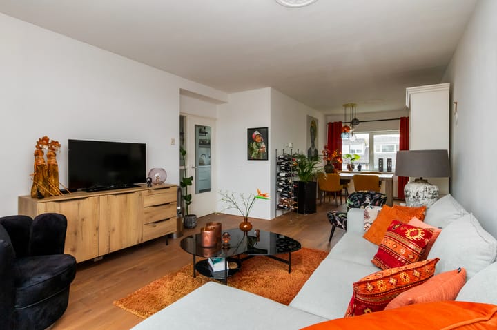 Photo 7 of Burgemeester Jur. Visserlaan 32