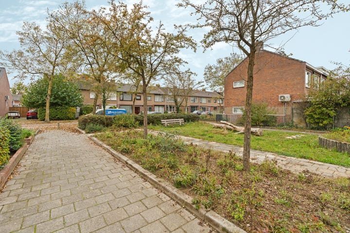 Foto 37 van Lazuursteenstraat 5