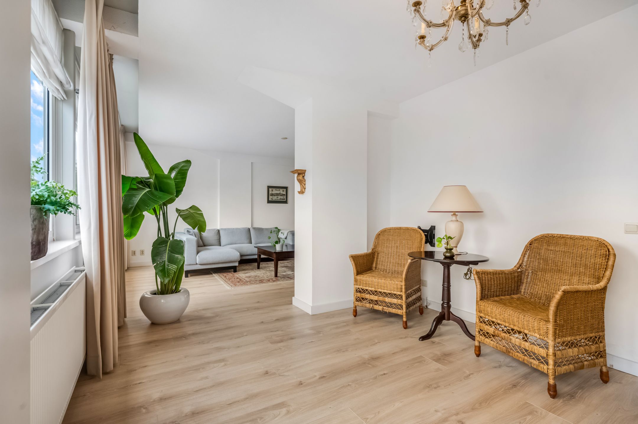 Foto 9 van Burg. Hustinxstraat 68