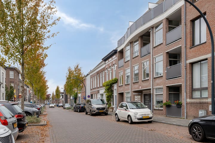 Foto 5 van Godevaert Montensstraat 2-C24