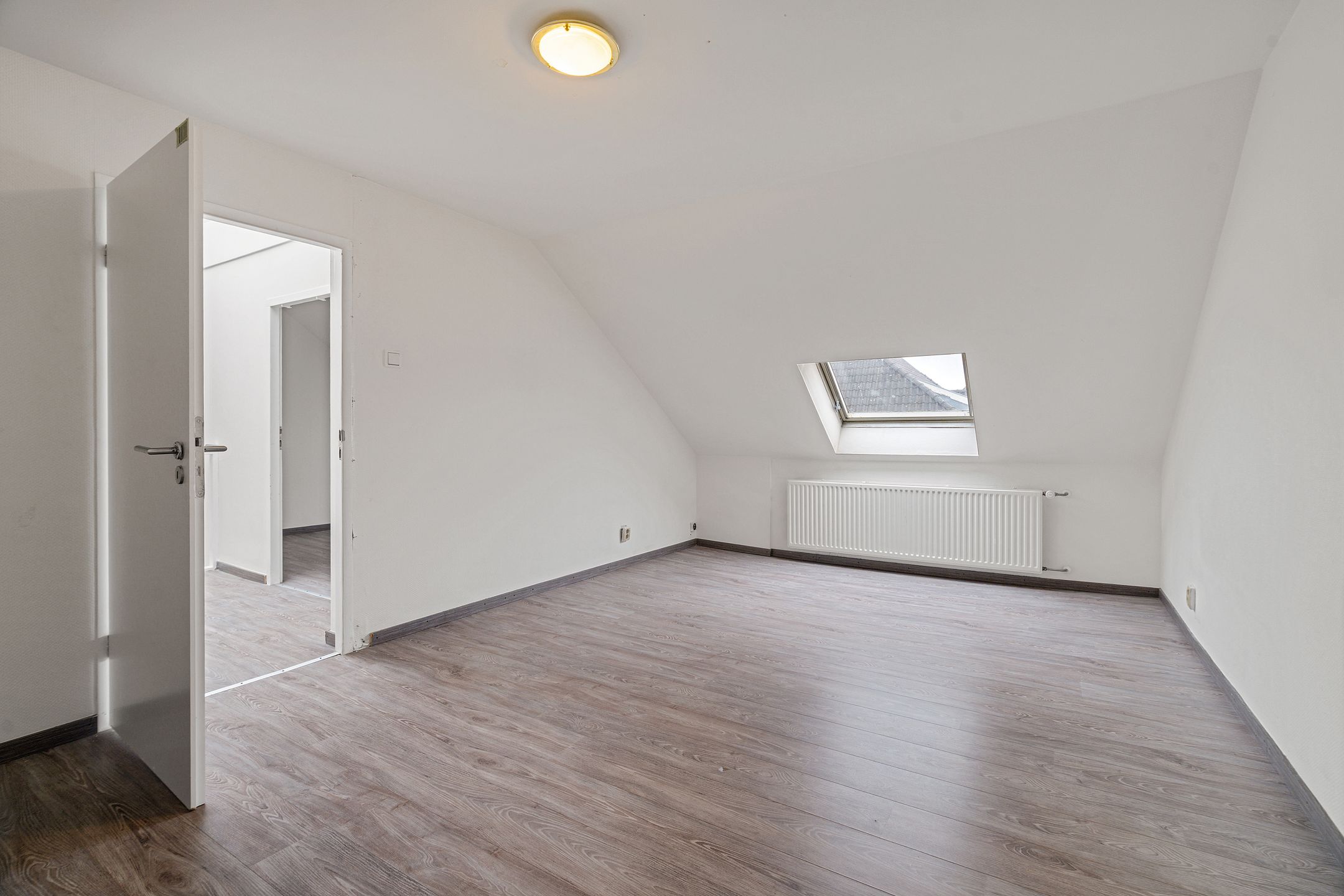 Photo 12 of Ruitersstraat 1-B