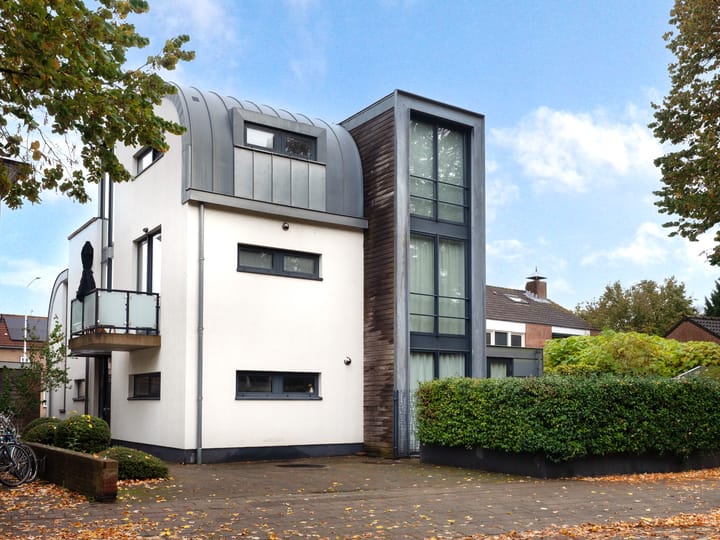 Photo 1 of Voorstadslaan 242-A