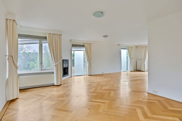 Photo 4 of Vermiljoenstraat 5