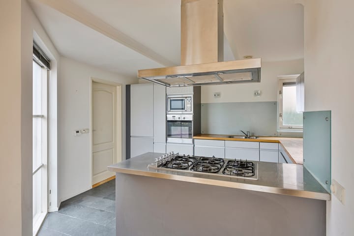 Photo 8 of Vermiljoenstraat 5