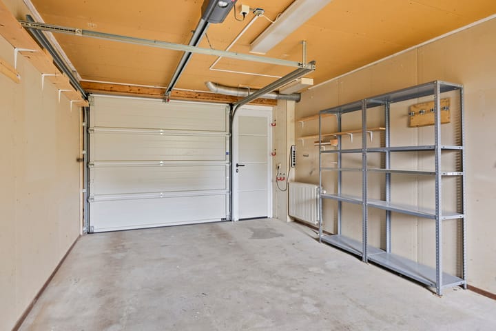 Photo 28 of Vermiljoenstraat 5