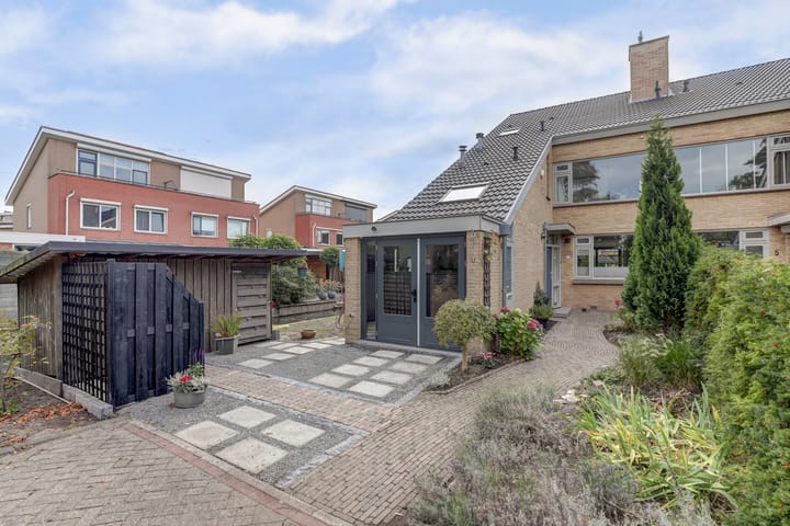 Foto 45 van Prins Clausstraat 7