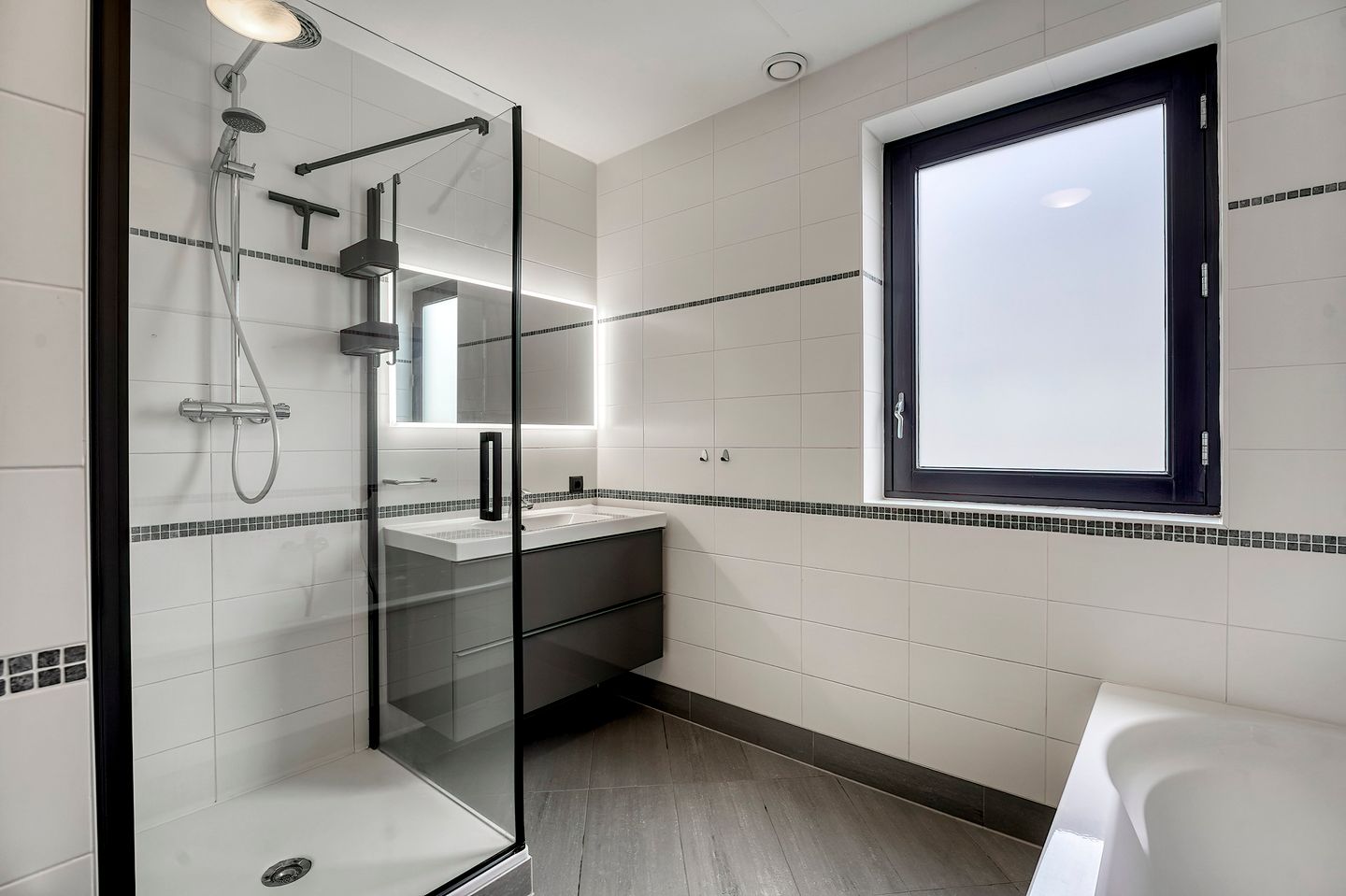 Foto 25 van Burgemeester Van der Reijdensingel 36