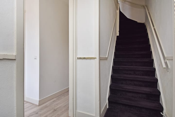 Photo 3 of Heeswijkstraat 56