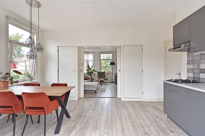 Photo 4 of Heeswijkstraat 56