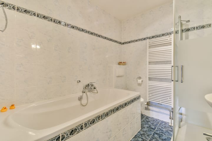 Foto 11 van Fluweelboomlaan 19