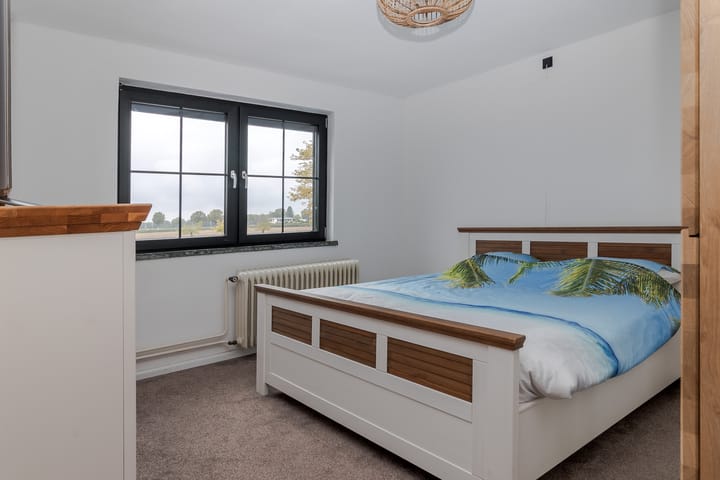 Photo 4 of Kluisstraat 66