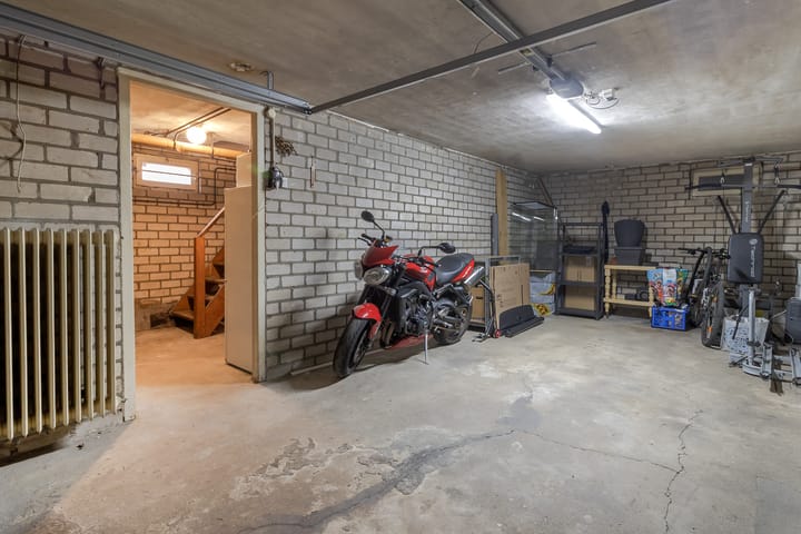 Foto 27 van Kluisstraat 66