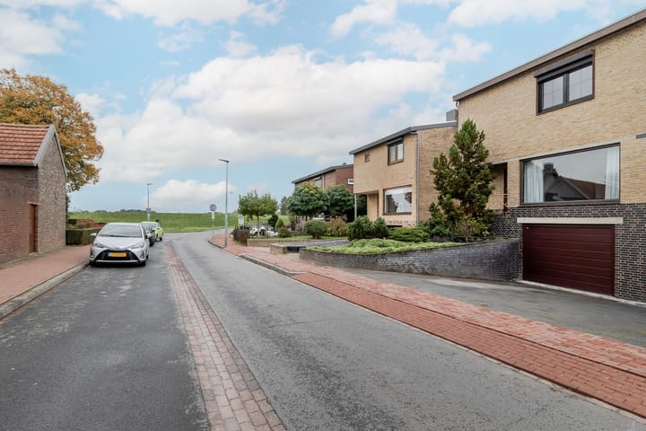 Foto 39 van Kluisstraat 66