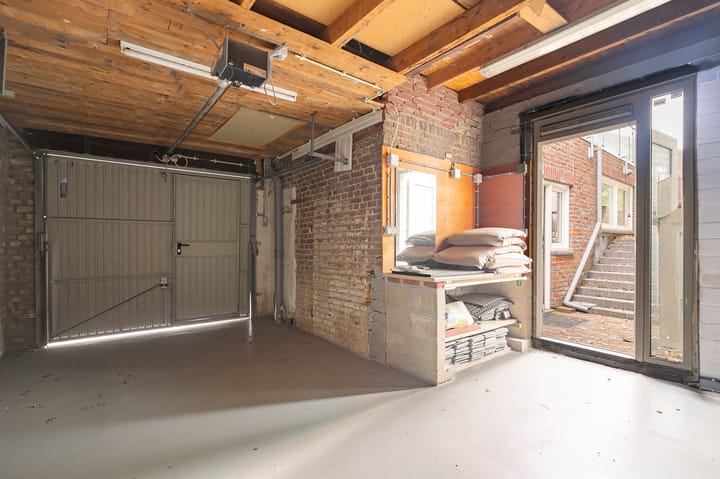 Photo 22 of Sint Catharinastraat 39