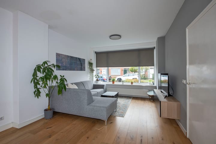 Photo 3 of Poolsterstraat 30