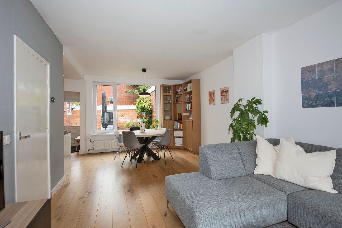 Photo 10 of Poolsterstraat 30