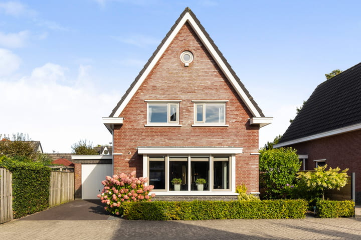 Foto 1 van Hogeweg 8-B