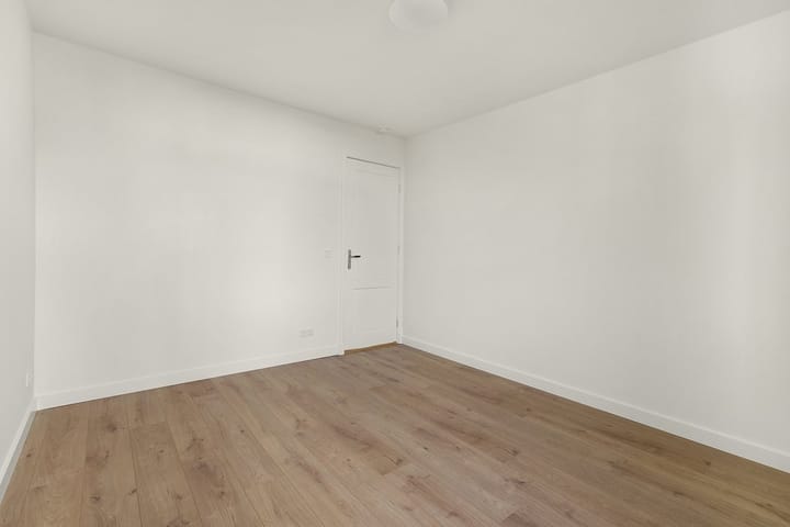 Photo 15 of Van Speijkstraat 179-4