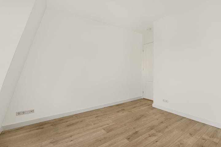 Photo 17 of Van Speijkstraat 179-4