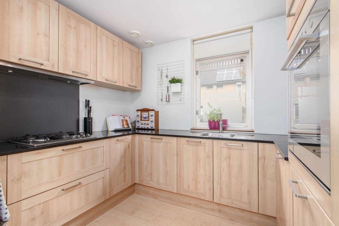 Foto 8 van Bertha von Suttnerlaan 4