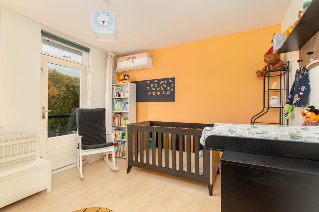 Foto 13 van Bertha von Suttnerlaan 4