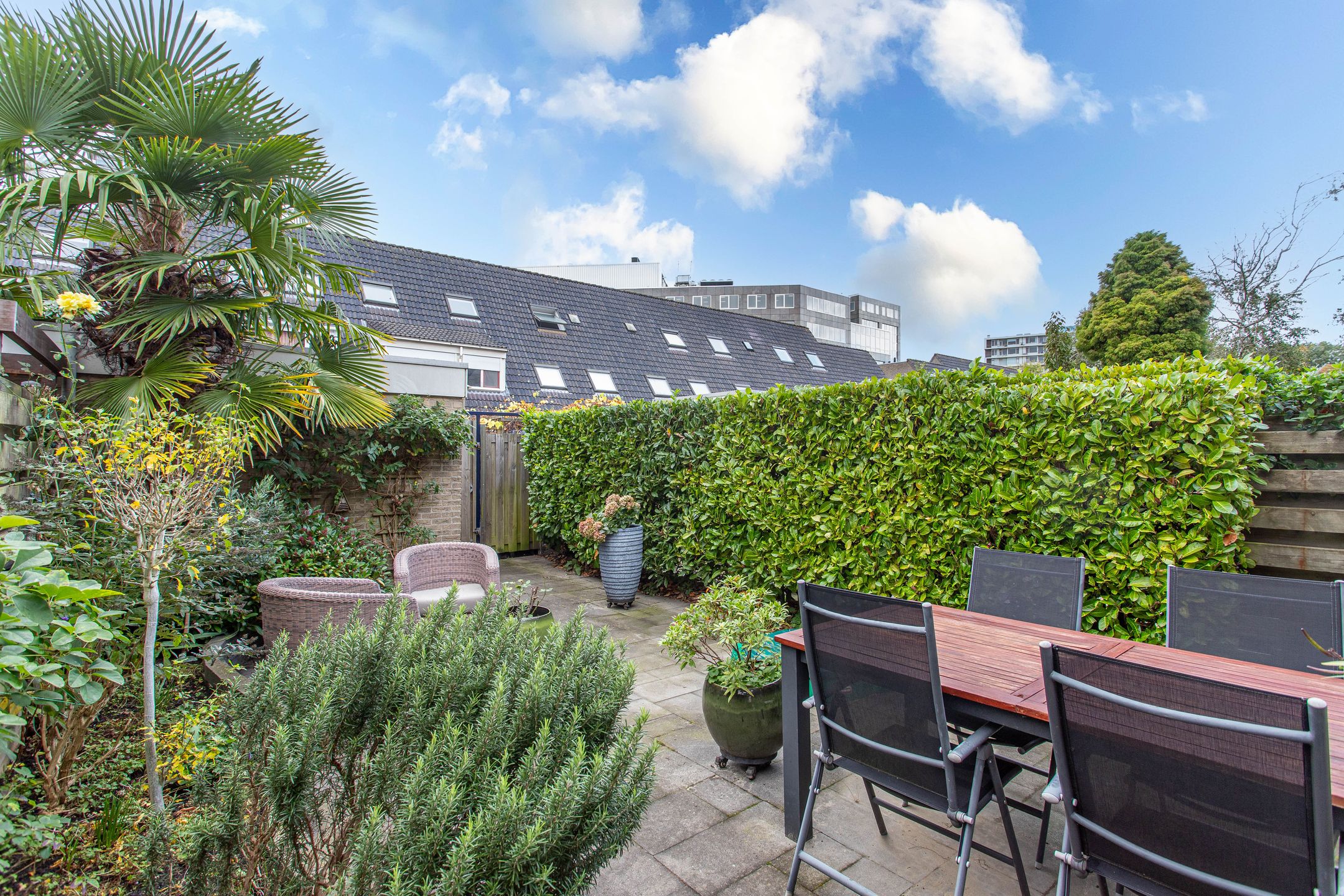 Foto 21 van Bertha von Suttnerlaan 4