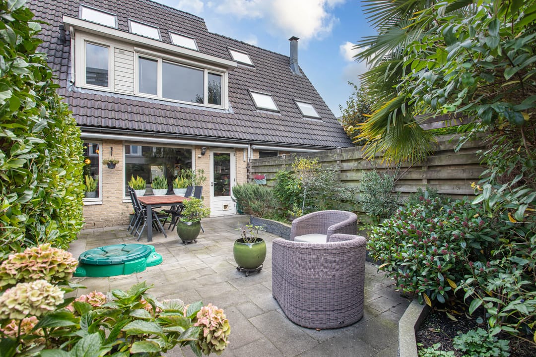 Foto 23 van Bertha von Suttnerlaan 4