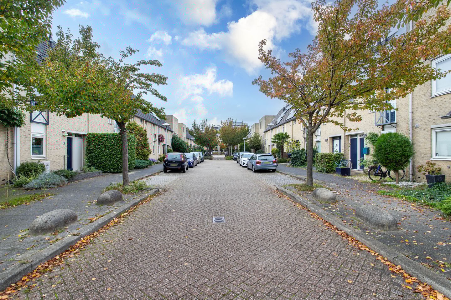 Foto 25 van Bertha von Suttnerlaan 4