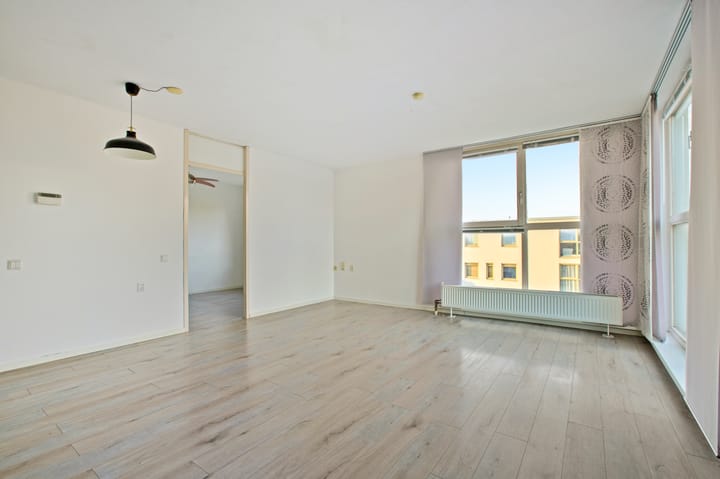 Foto 3 van Reizigersweg 141