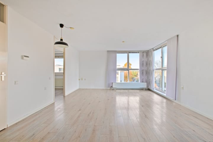 Foto 8 van Reizigersweg 141