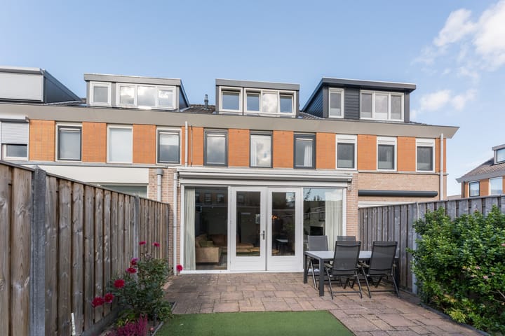 Foto 2 van Debussyhof 4