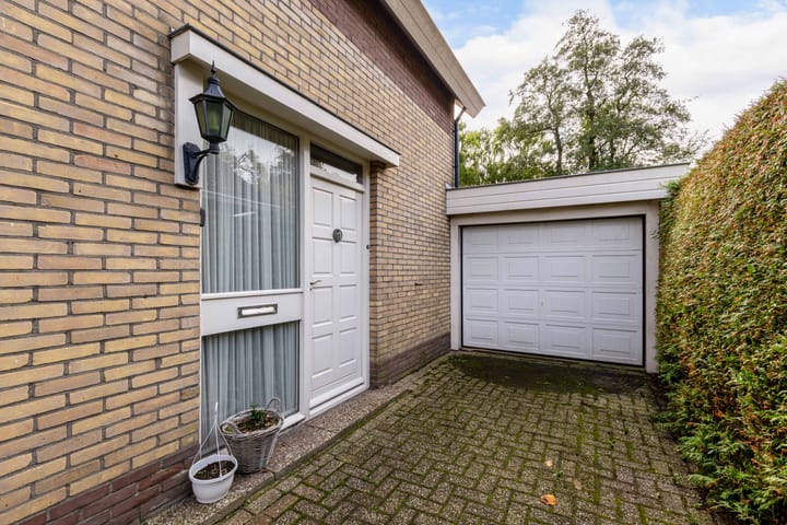 Photo 5 of van Harenstraat 132