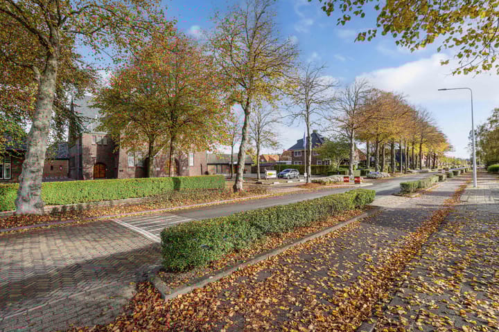 Photo 10 of van Harenstraat 132