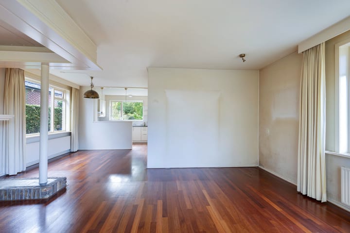 Photo 20 of van Harenstraat 132