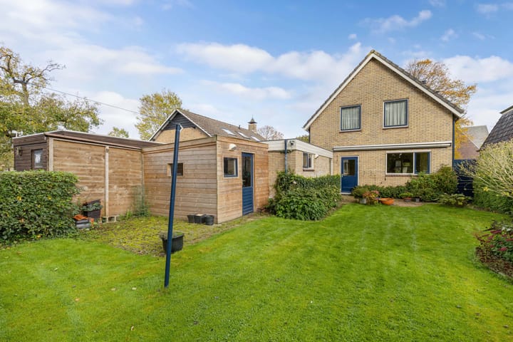 Photo 30 of van Harenstraat 132