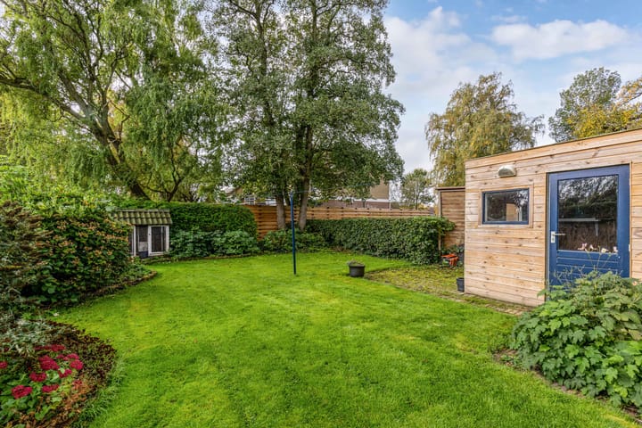 Photo 32 of van Harenstraat 132