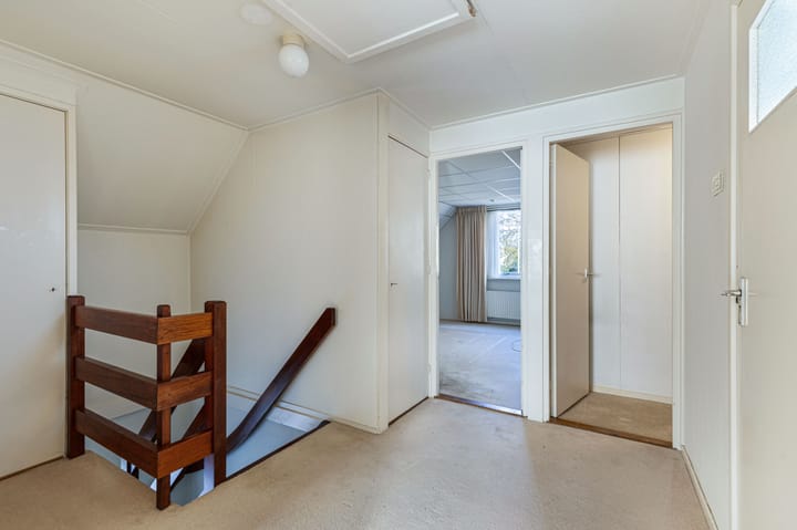 Photo 38 of van Harenstraat 132