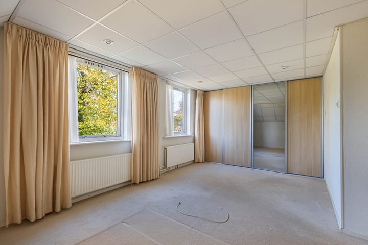 Photo 40 of van Harenstraat 132