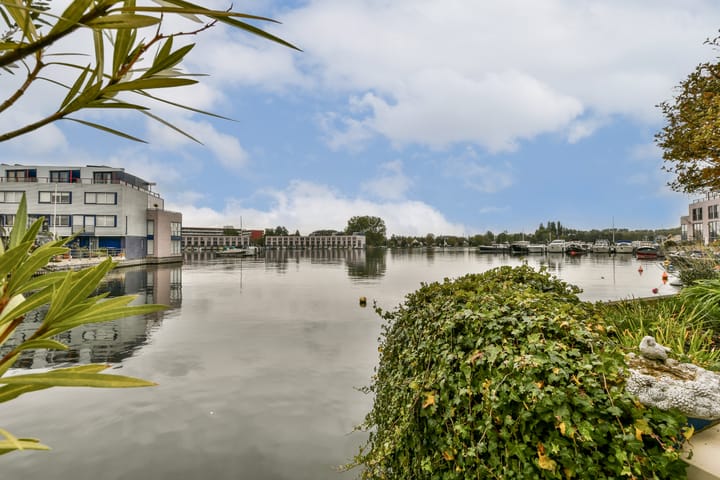 Foto 10 van Aquamarin 92