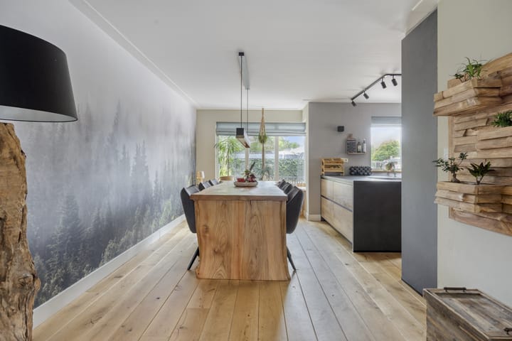 Photo 4 of Arndt van Buerenstraat 2-A