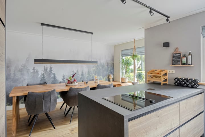 Photo 11 of Arndt van Buerenstraat 2-A