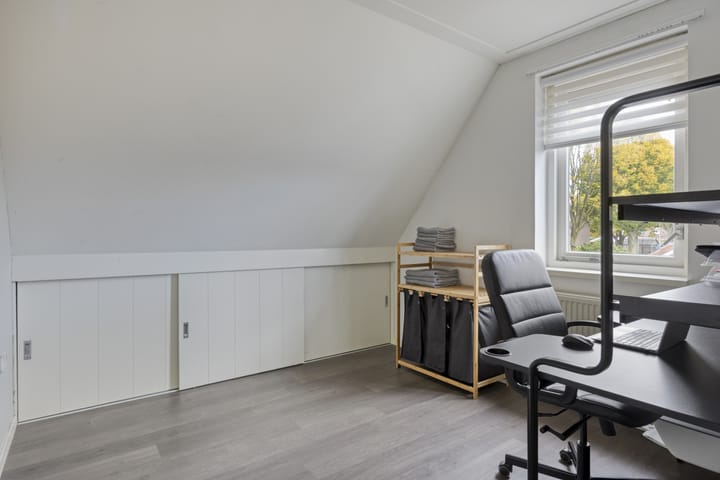 Photo 21 of Arndt van Buerenstraat 2-A