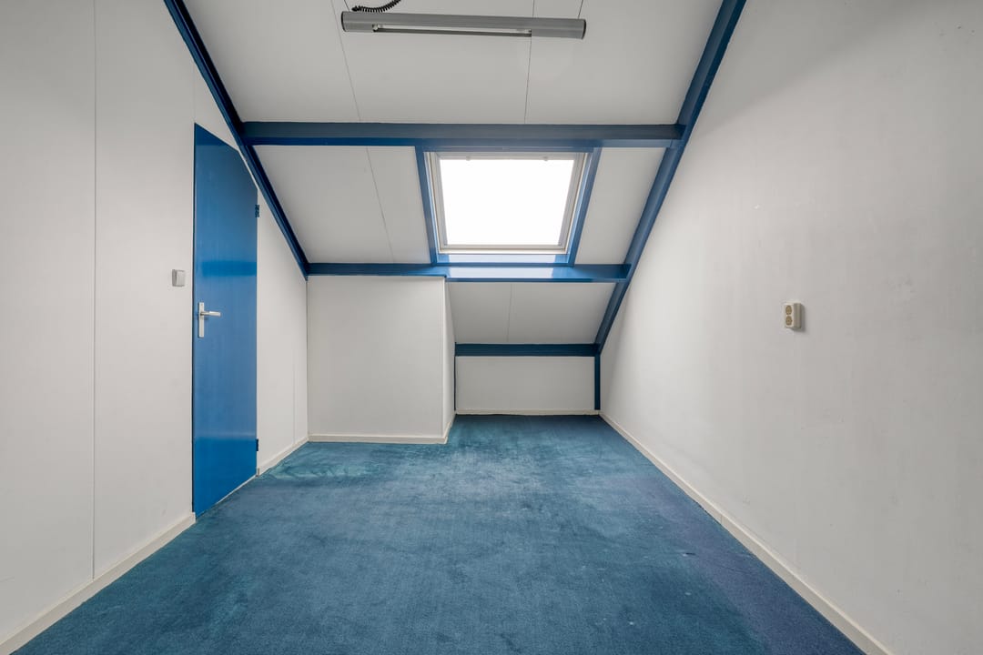 Photo 37 of Reiger 96