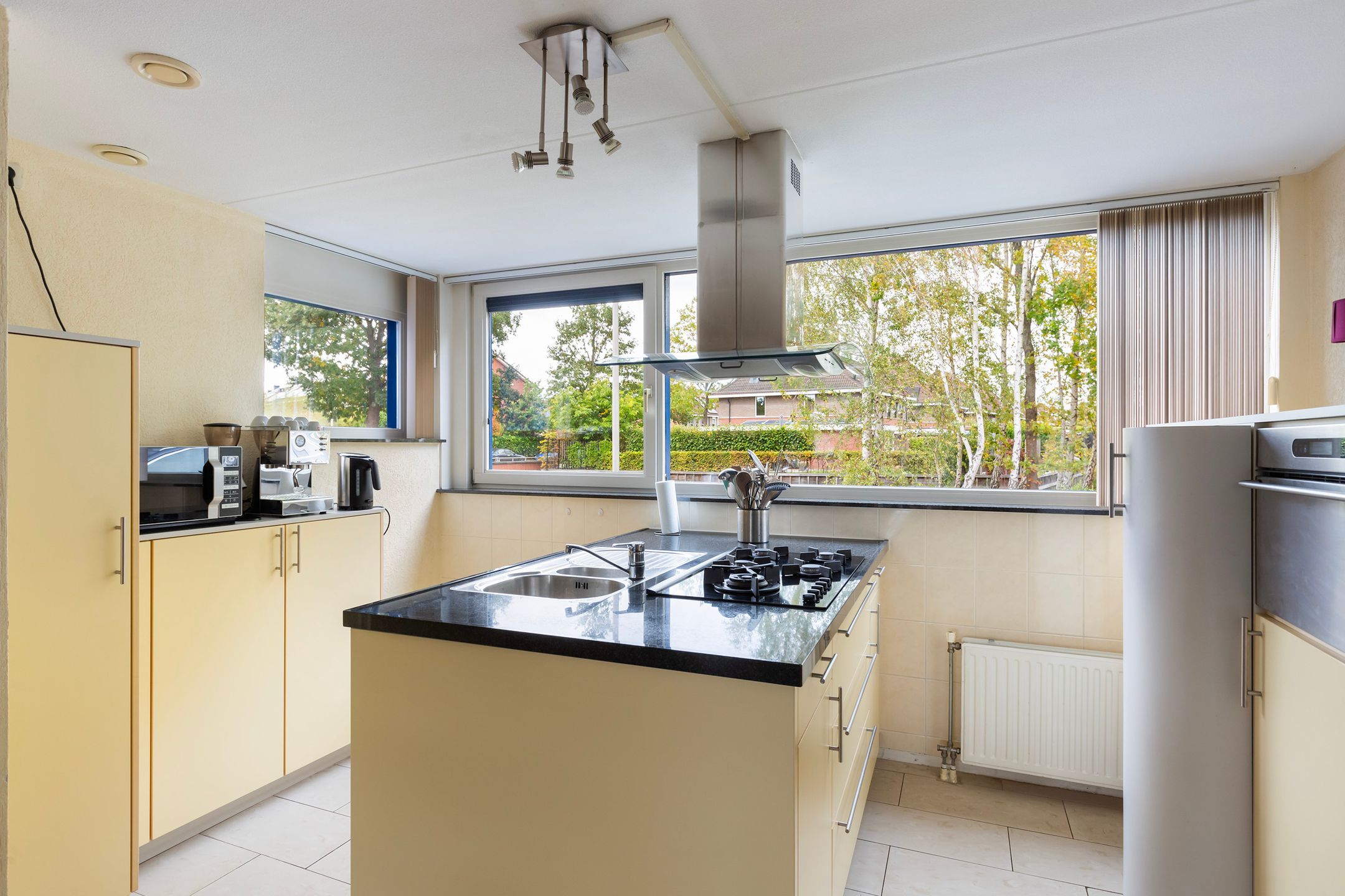 Photo 30 of Limes 25